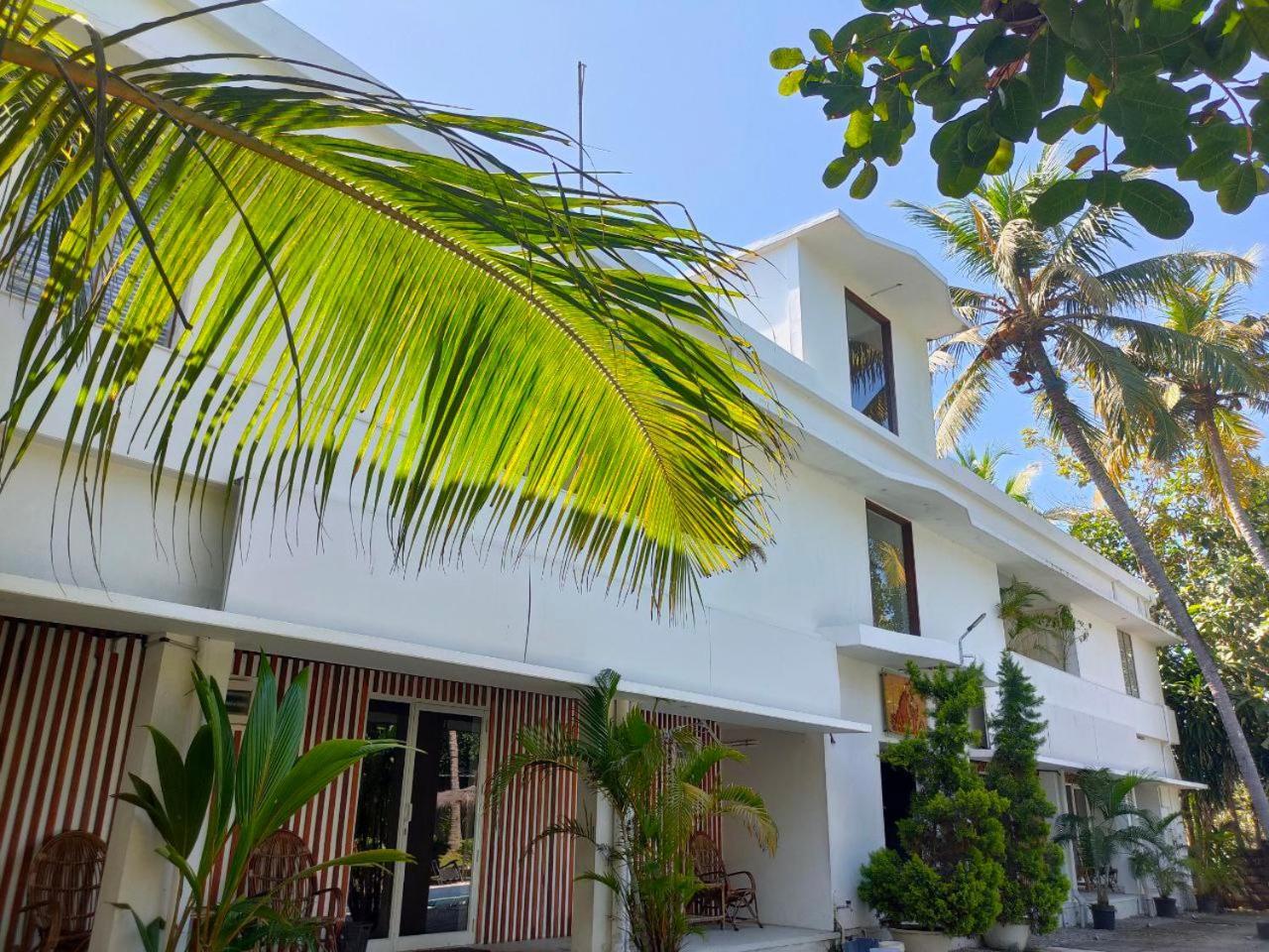 Satta Beach Deluxe Varkala Esterno foto